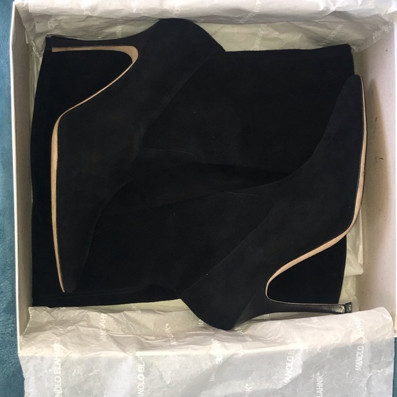 Sexy Manolo Blahnik Thigh High Stretch Suede Boots - Picture 2 of 8